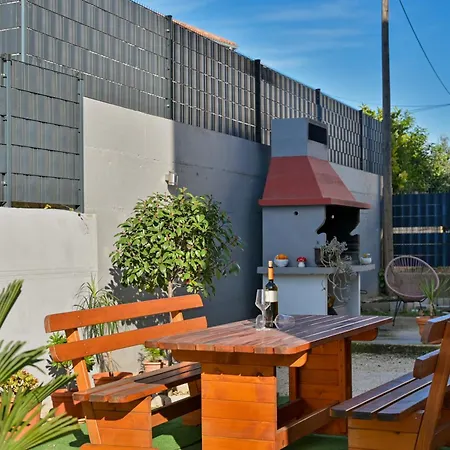 Luxury With Garden Jacuzzi And Wellness 公寓 特罗吉尔