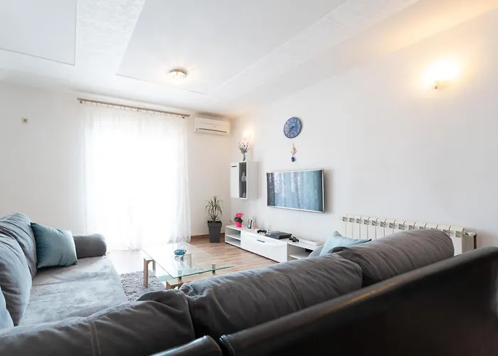 Διαμέρισμα Luxury With Garden Jacuzzi And Wellness