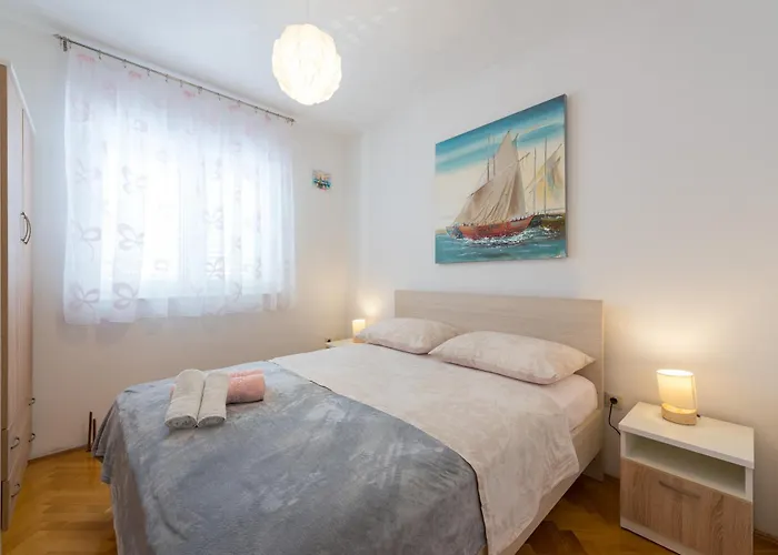 Διαμέρισμα Luxury With Garden Jacuzzi And Wellness