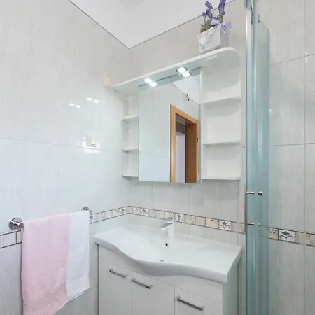 Luxury With Garden Jacuzzi And Wellness Trogir